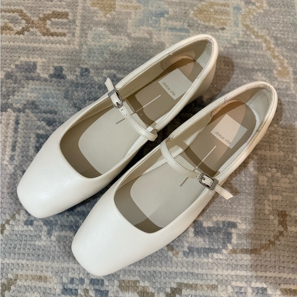 Dolce Vita Reyes Mary Jane Flats, Size 7